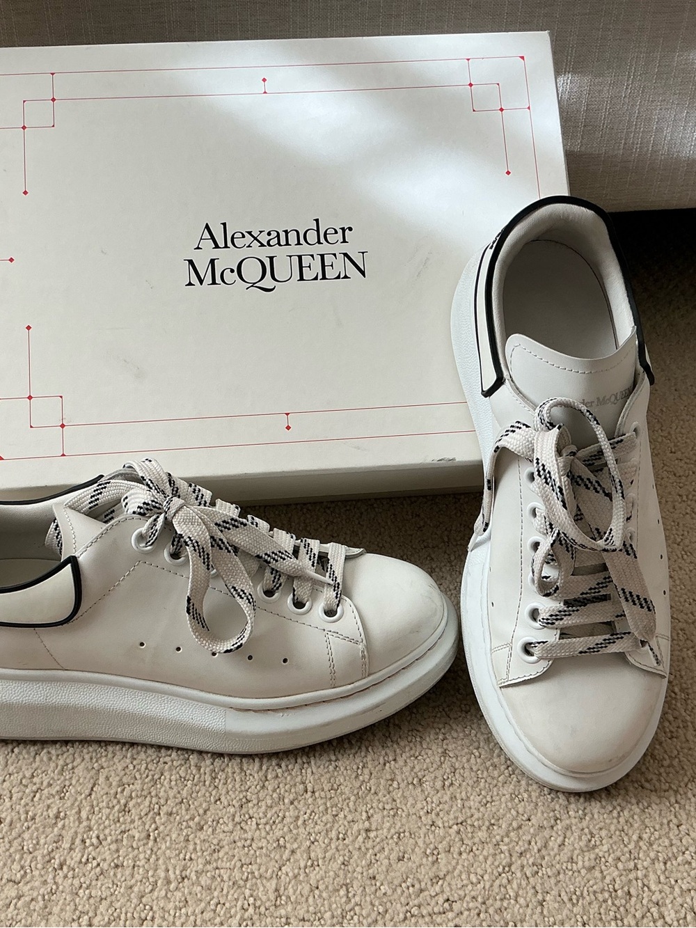 Alexander McQueen White Leather Low-Top Sneakers with Black Shadow Trim Heel